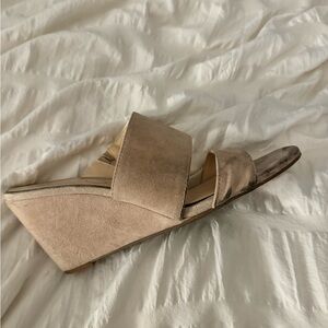Jessica Simpson wedges